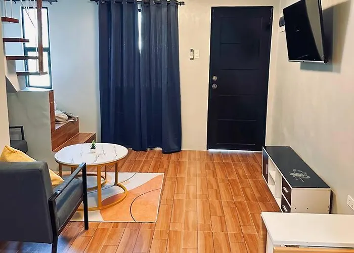 2br Townhouse In City, Cebu Apartment
